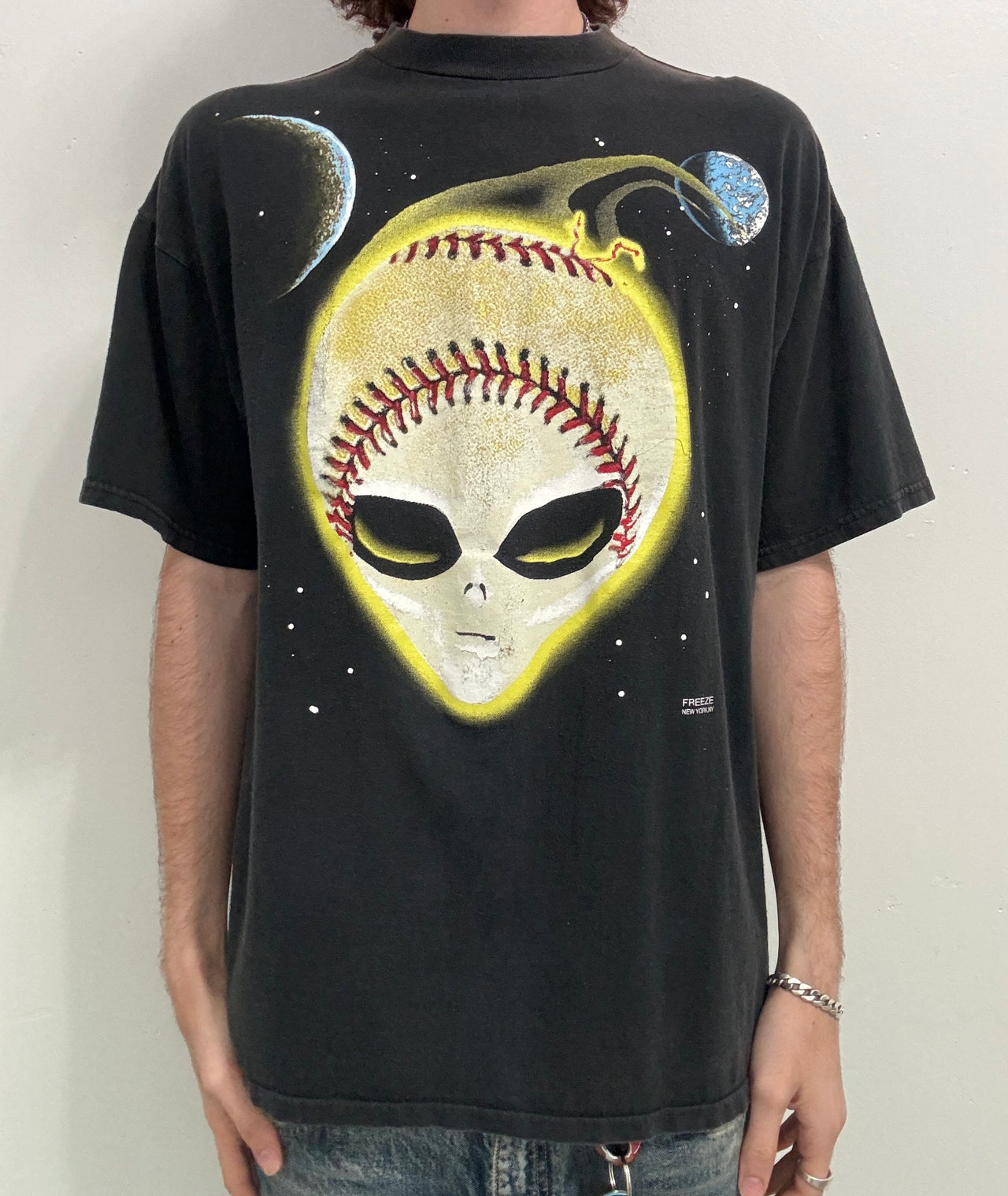 90s Alien Baseball Tee
